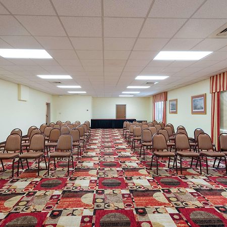 Quality Inn Истон Экстерьер фото
