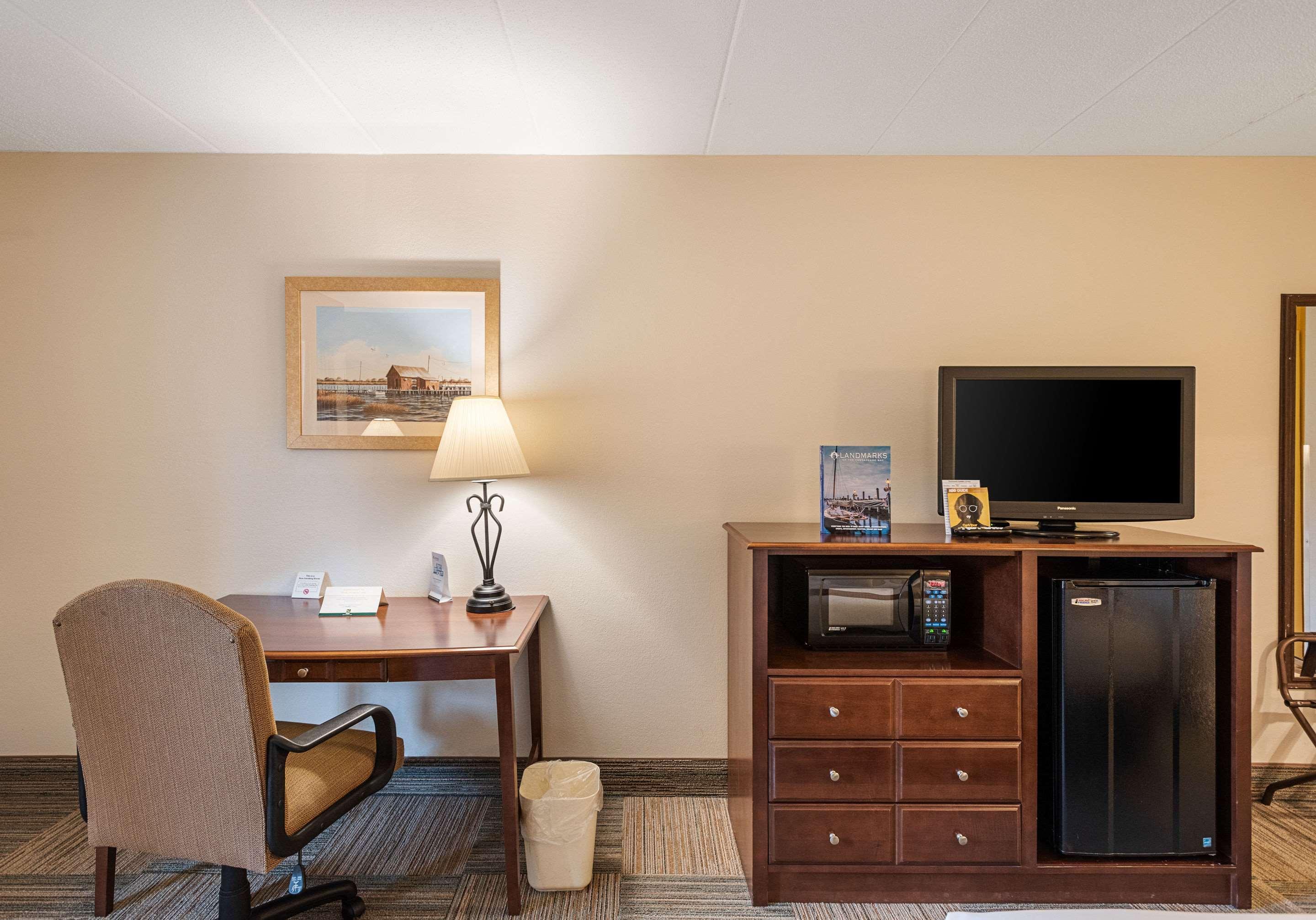 Quality Inn Истон Экстерьер фото