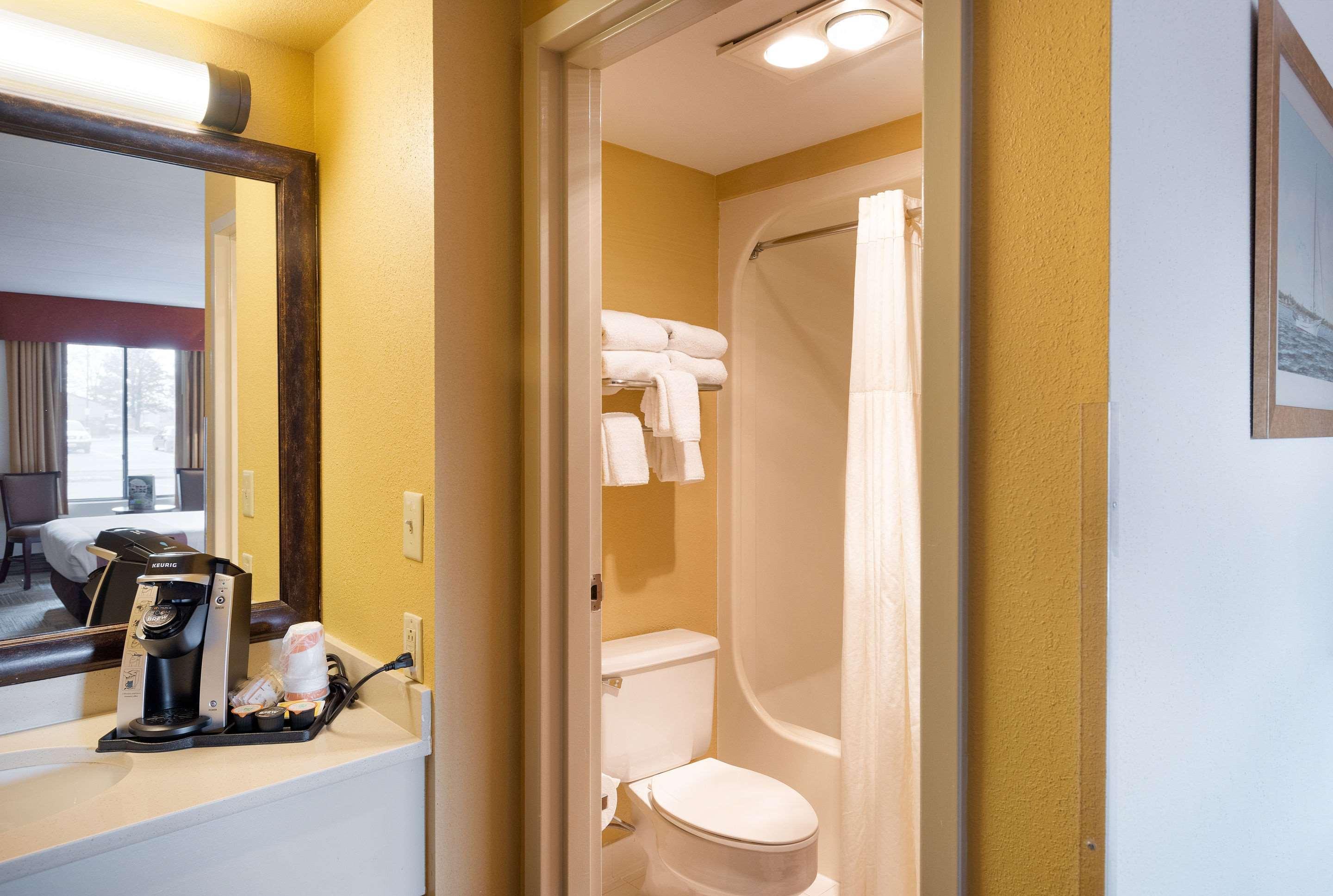 Quality Inn Истон Экстерьер фото