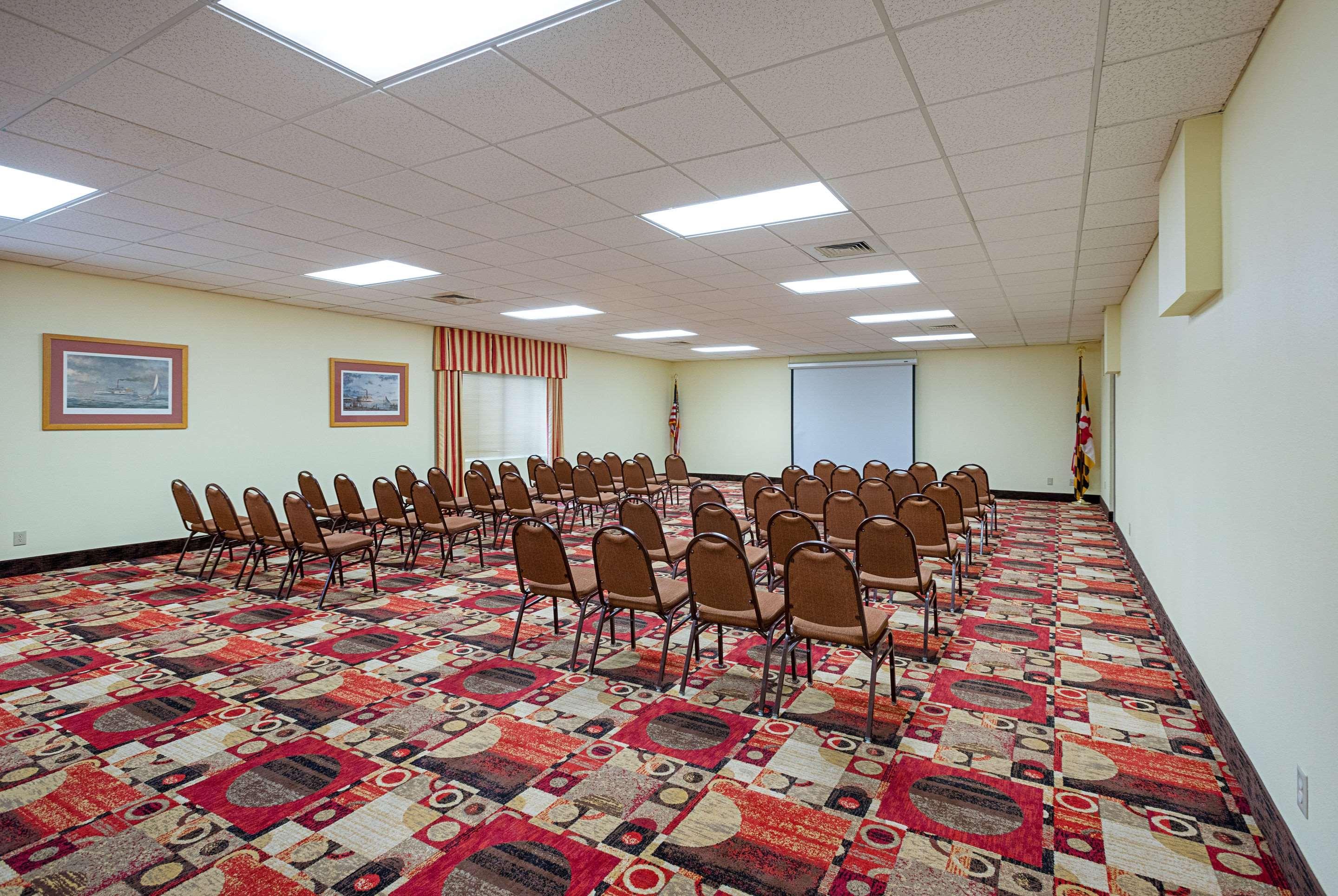 Quality Inn Истон Экстерьер фото
