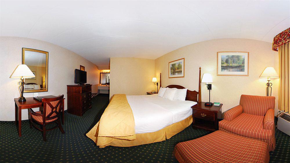 Quality Inn Истон Экстерьер фото