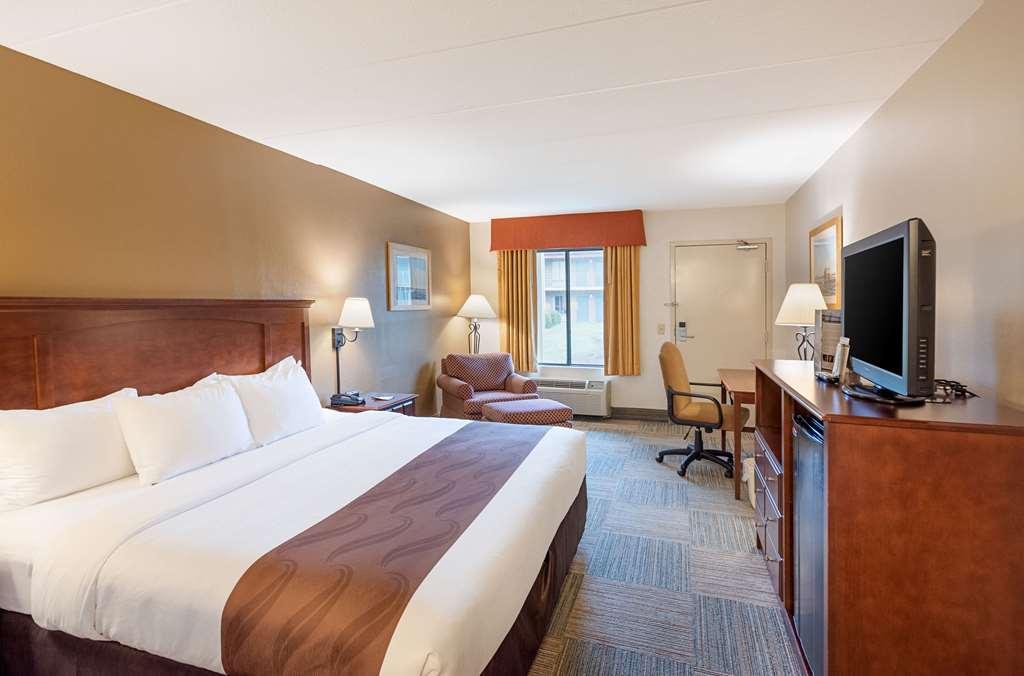Quality Inn Истон Номер фото